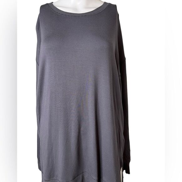 Altar'd State Tencel Long Sleeve Athletic Top Washed Black Size Large - Picture 3 of 5